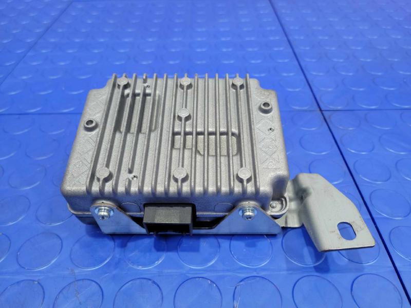 2015 Chrysler 200 Converter/Inverter/Charger