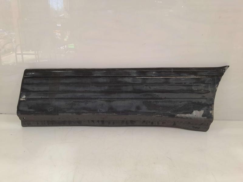 1992 Toyota Previa Rocker Moulding
