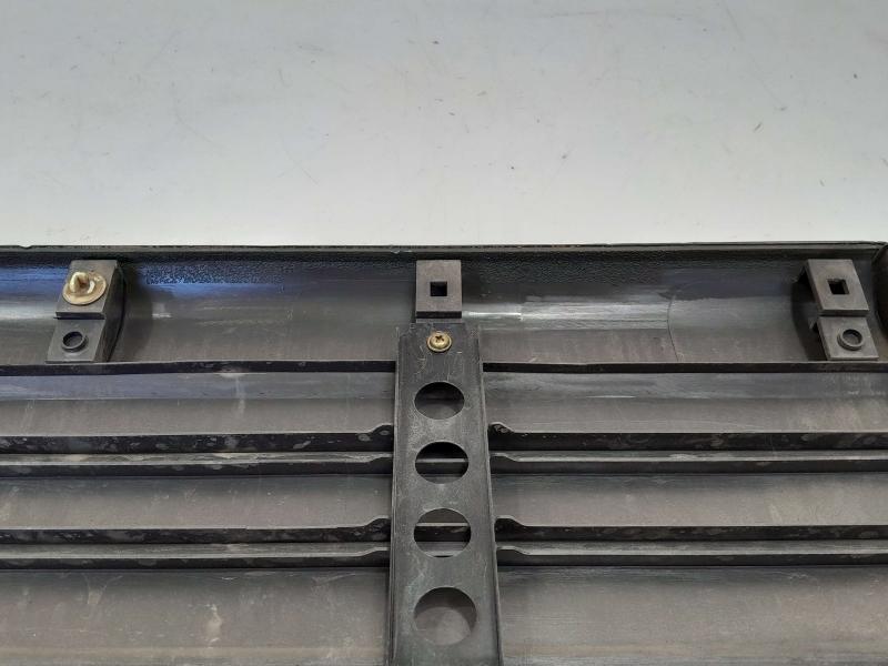 1992 Toyota Previa Rocker Moulding