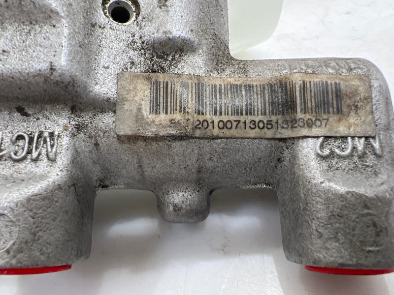 2009 Smart Fortwo Master Cylinder