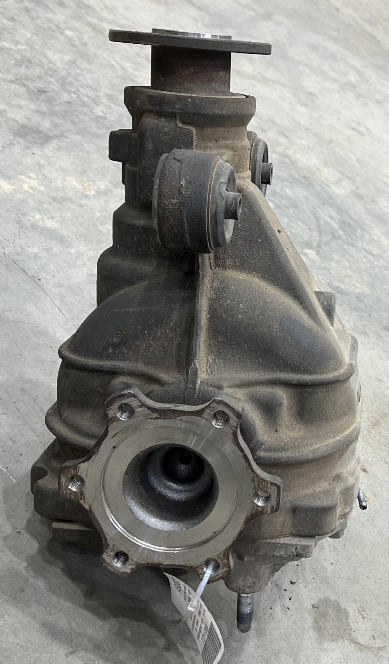 2011 Nissan Armada Carrier/Differential Assembly