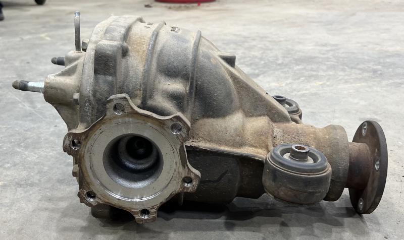 2011 Nissan Armada Carrier/Differential Assembly