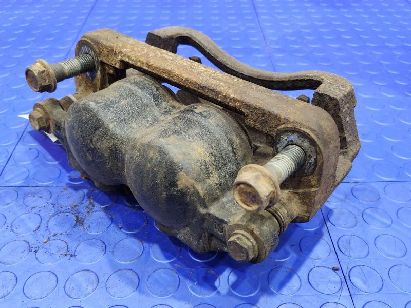 2005 Ford F-350 Super Duty Caliper