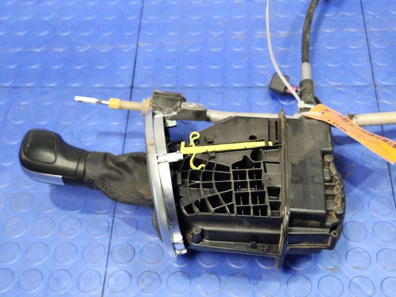 2015 Volkswagen Beetle Floor Shifter