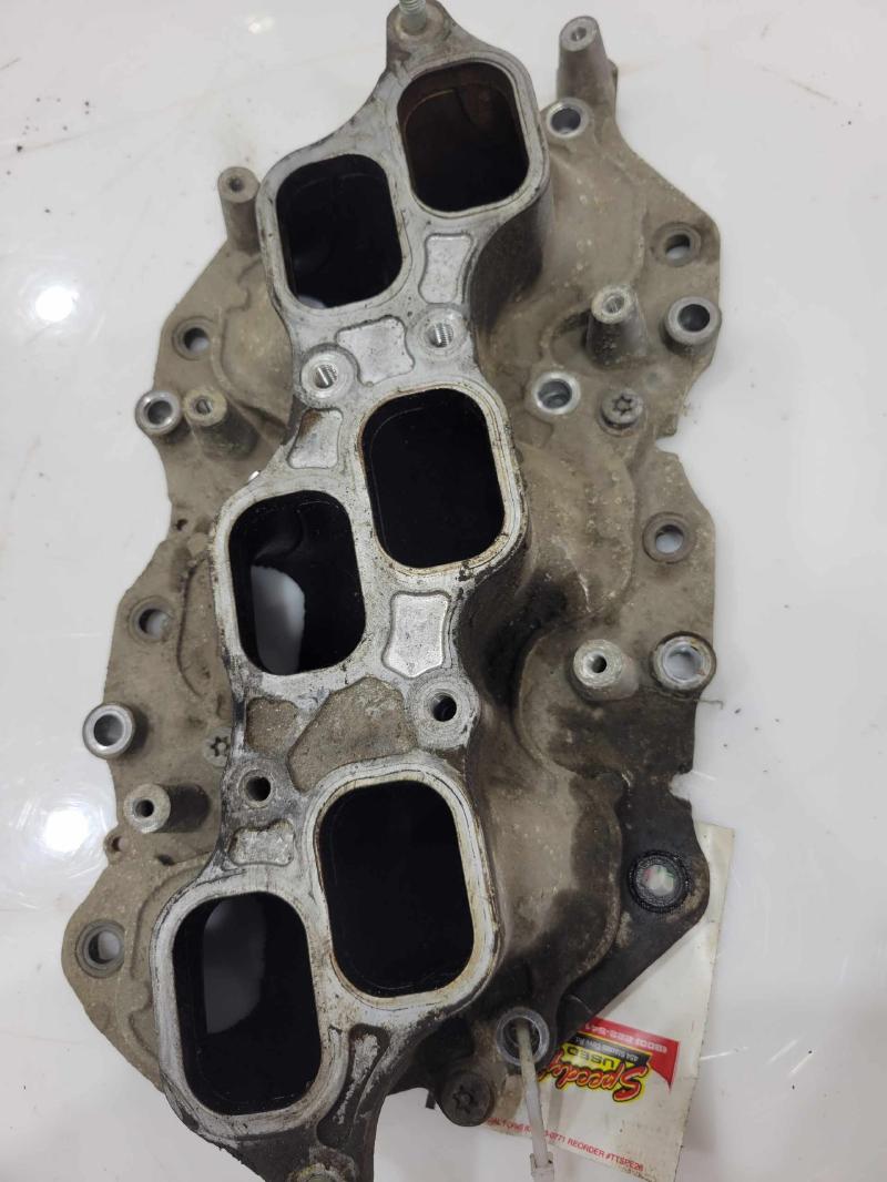 2011 Toyota Tacoma Intake Manifold