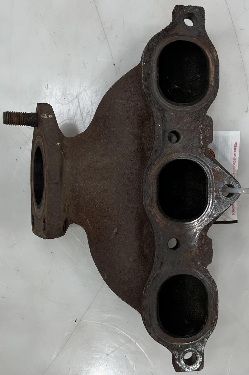 2001 Acura TL Exhaust Manifold
