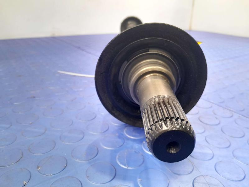 2018 BMW 740I Axle Shaft