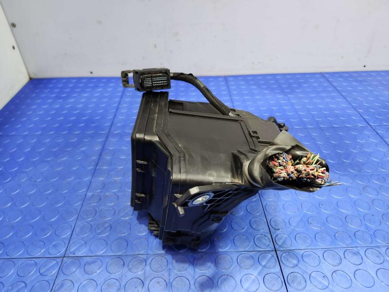 2018 Toyota Highlander Engine Fuse Box