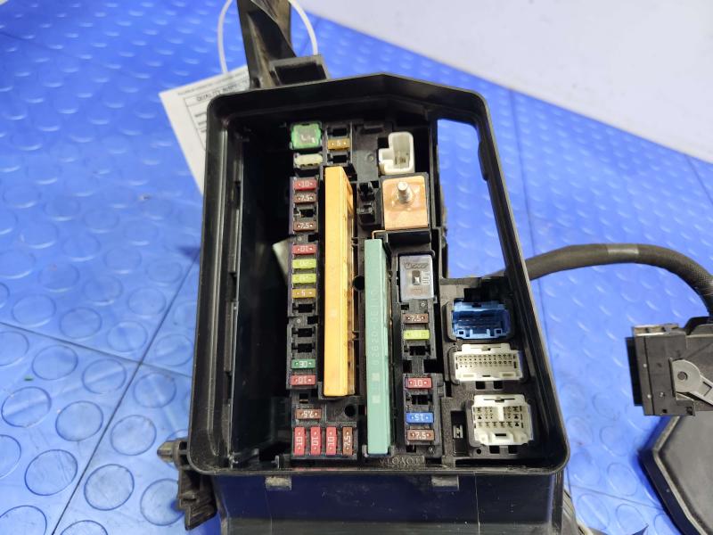 2018 Toyota Highlander Engine Fuse Box