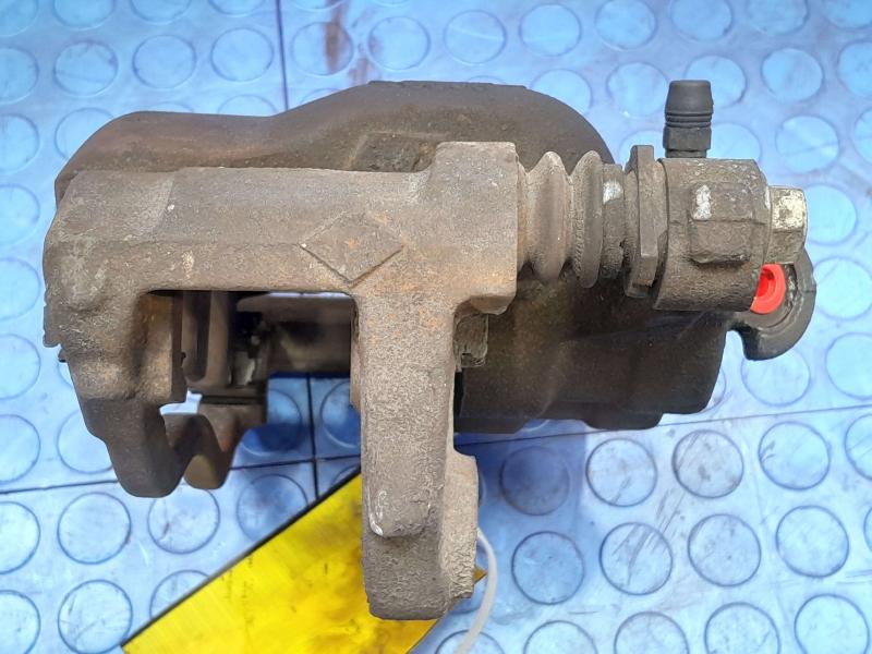 2015 Ford Transit 250 Caliper