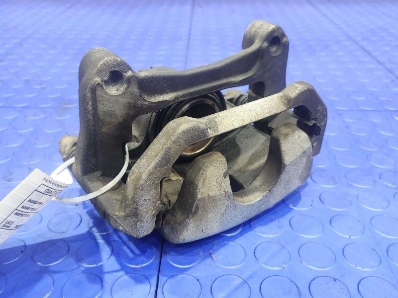 2018 Nissan Maxima Caliper