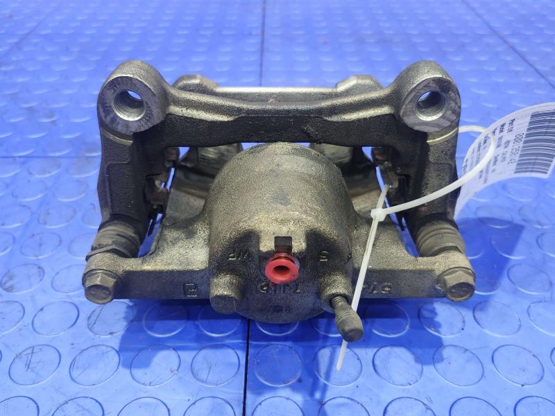 2018 Nissan Maxima Caliper