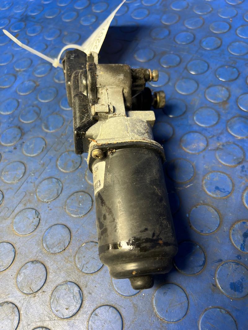 2003 Honda Pilot Wiper Motor Front
