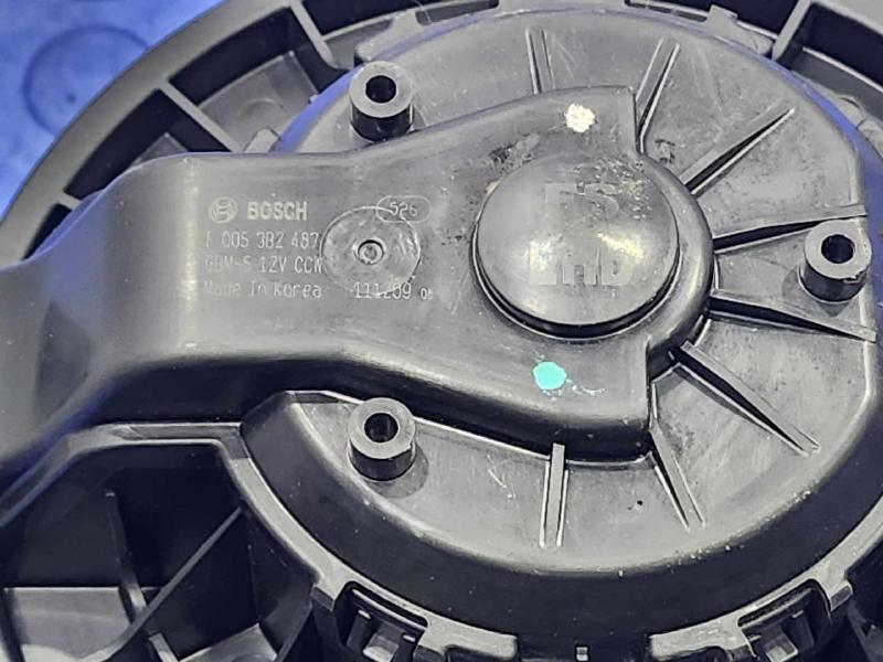 2012-2017 Hyundai Veloster Heater AC Blower Motor Assembly OEM 971112V000