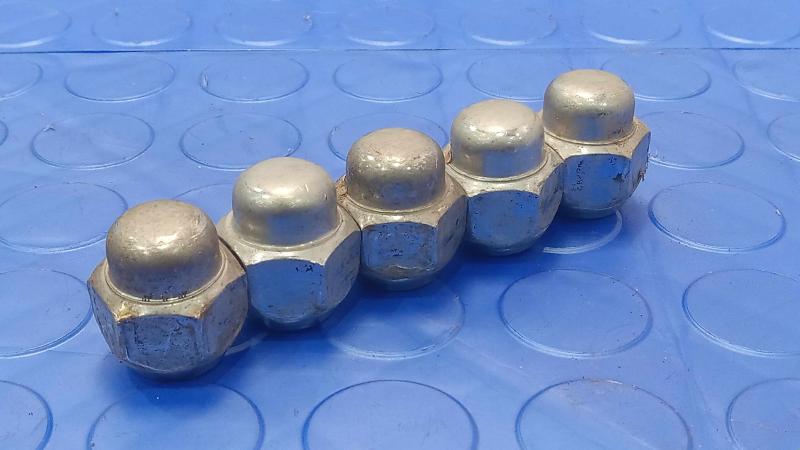 2015 Nissan Rogue Lug Nuts