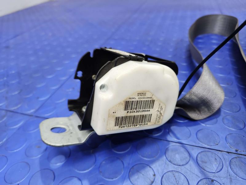 2007 Dodge Grand Caravan Front Seat Belt