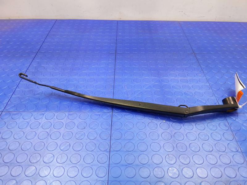 2015 Dodge Charger Wiper Arm
