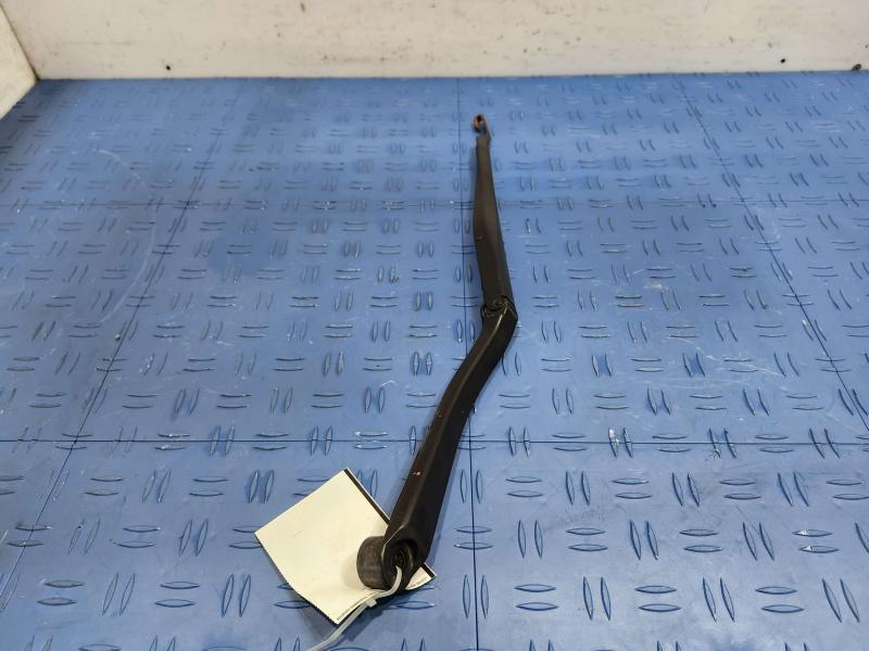 2013 Toyota Camry Wiper Arm
