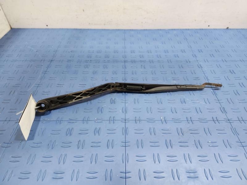 2013 Toyota Camry Wiper Arm