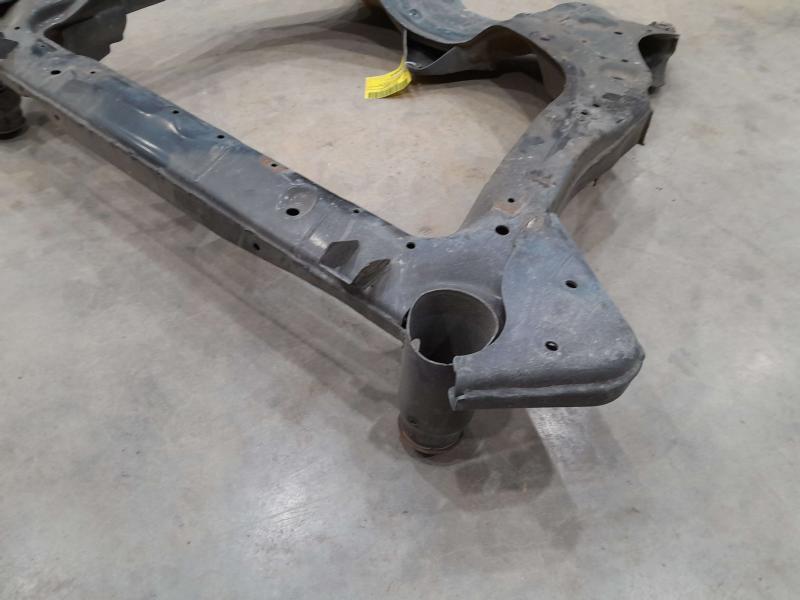 2016 Nissan Maxima Crossmember/Cradle/Undercarria