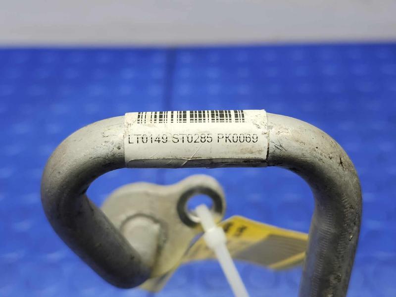 2017-2023 Volvo S90 AC Air Conditioning Discharge Hose Genuine OEM 31369331