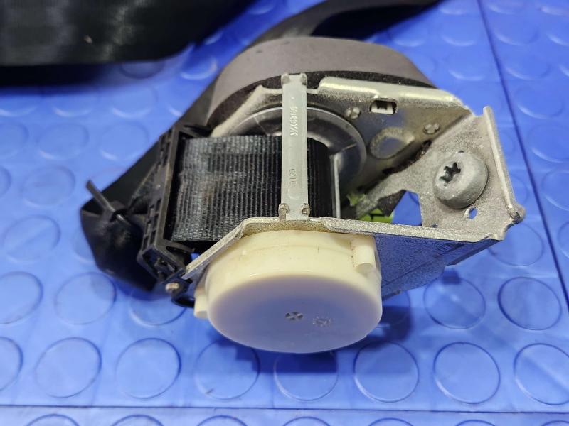 2016 Ford Focus Rear Seat Belt