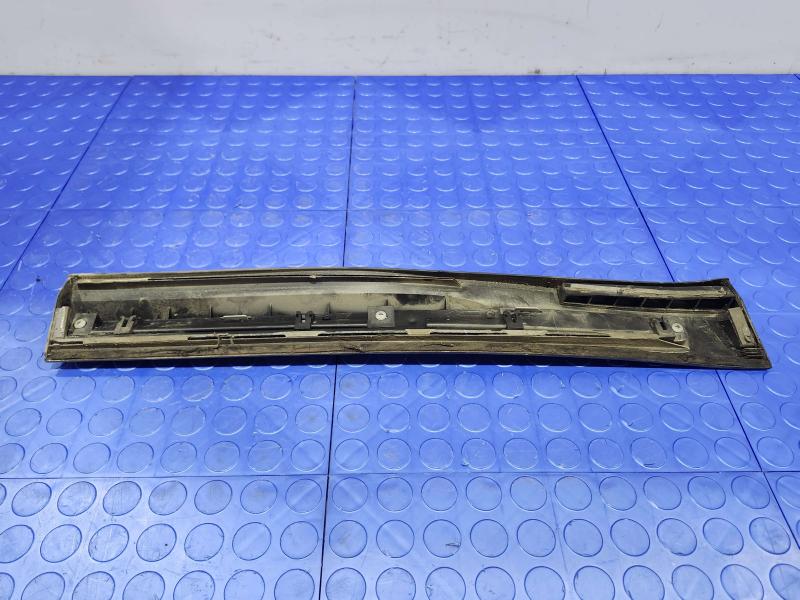 2013 Infiniti FX35 Rear Door Moulding