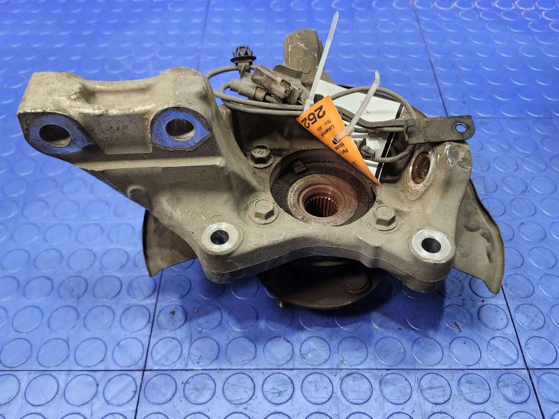 2011 Toyota Prius Spindle Knuckle Front