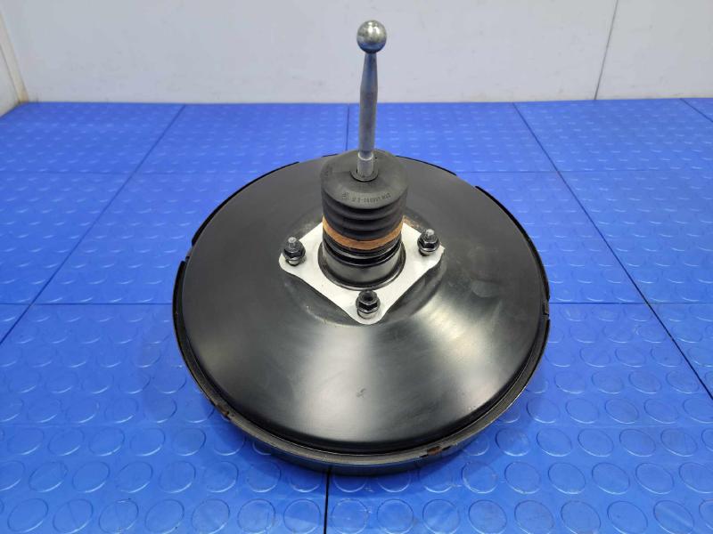 2009-2015 Volkswagen Tiguan Power Brake Booster Genuine OEM 3C1614105AL