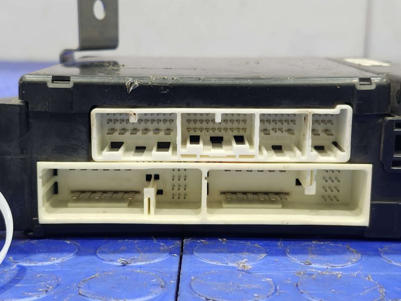 2007 Toyota Tundra Cabin Fuse Box