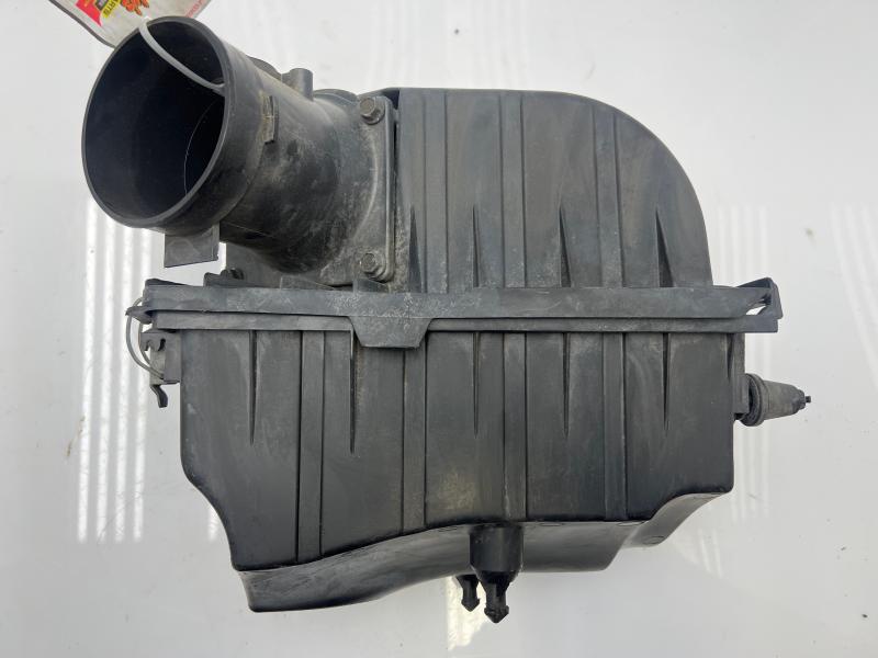 2003 - 2005 Lincoln Aviator Air Cleaner Box Assembly OEM 2C5Z9600AB