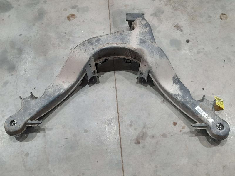1986 - 1991 Mercedes Benz W126 420 SEL Rear Crossmember Subframe OEM 1263503008