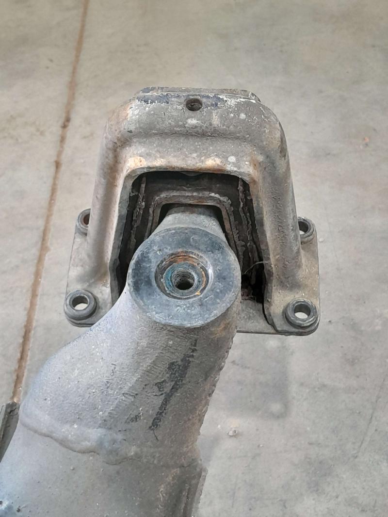 1986 - 1991 Mercedes Benz W126 420 SEL Rear Crossmember Subframe OEM 1263503008