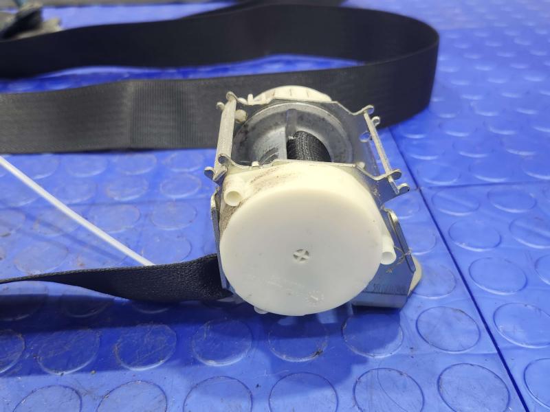 2010 Dodge Ram 1500 Rear Seat Belt
