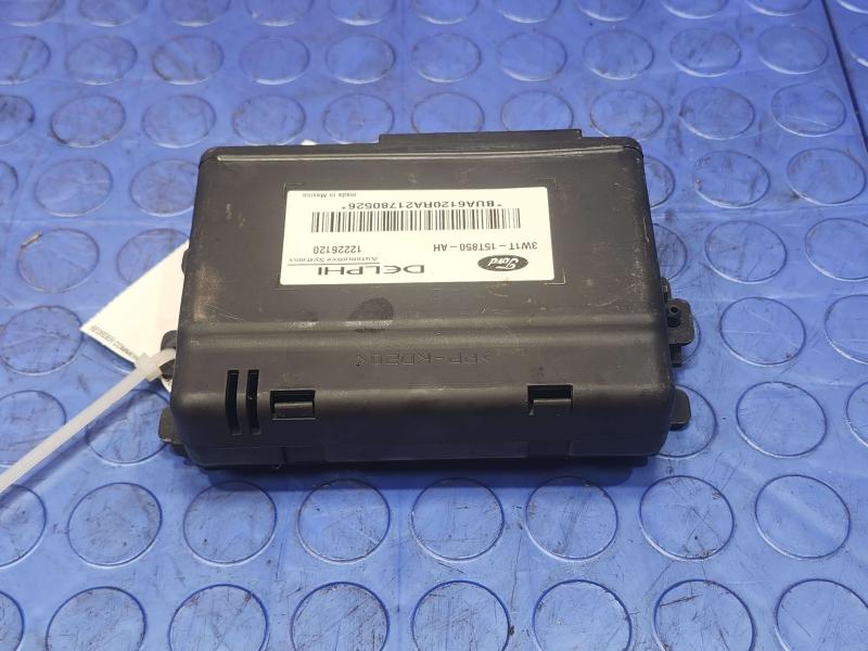 2003 Lincoln Towncar Rear Park Assist Control Module Genuine OEM Part 3W1T-15T850-AH