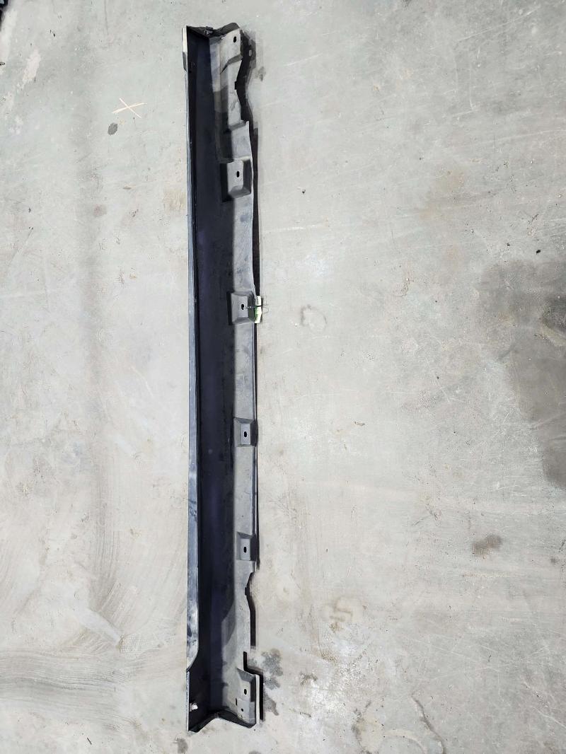 2016 Ford Focus Rocker Moulding