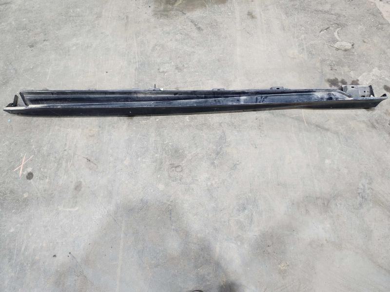 2016 Ford Focus Rocker Moulding