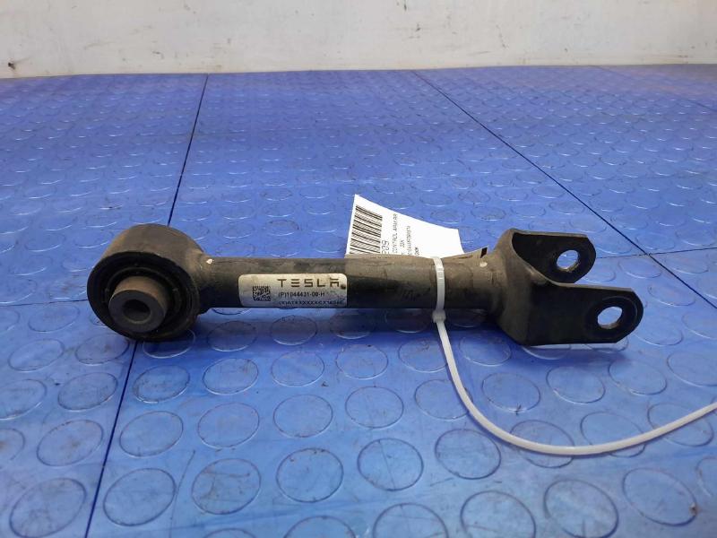 2021 Tesla Model 3 Lower Control Arm Rr