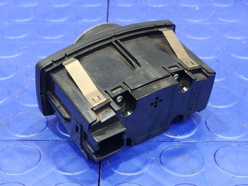 2018 Ford Transit Connect Headlight Switch (Dash Mtd)
