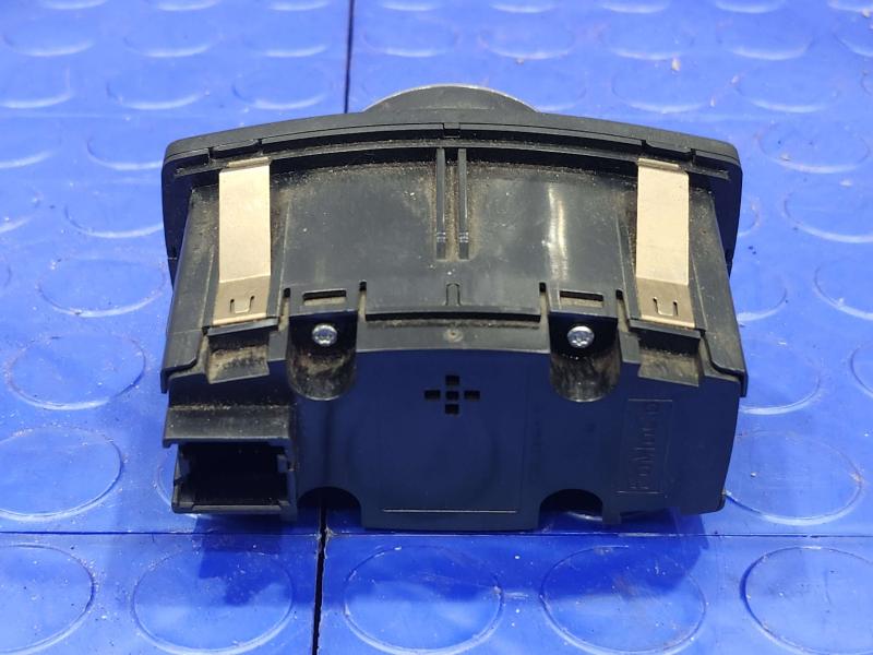 2018 Ford Transit Connect Headlight Switch (Dash Mtd)
