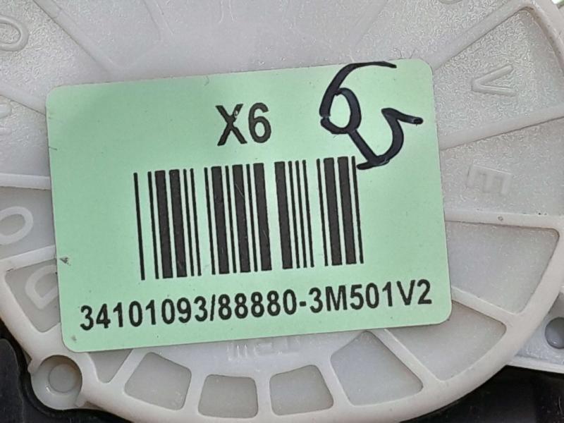 2012 Genesis Genesis Front Seat Belt