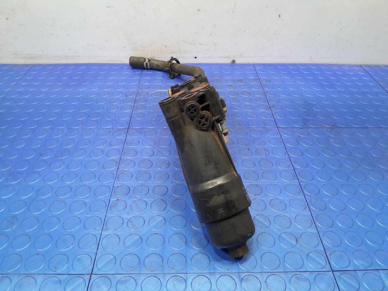 2015 Jeep Grand Cherokee Engine Oil Filter Housing Cooler OEM 68105583AB