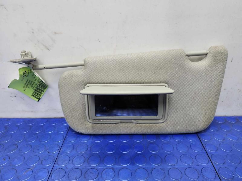 2019 Nissan Sentra Sun Visor