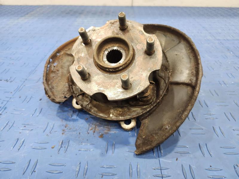 2007 Toyota RAV4 Rear Knuckle/Stub Axle