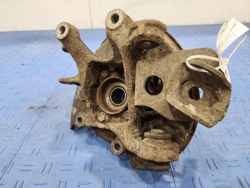 2007 Toyota RAV4 Rear Knuckle/Stub Axle