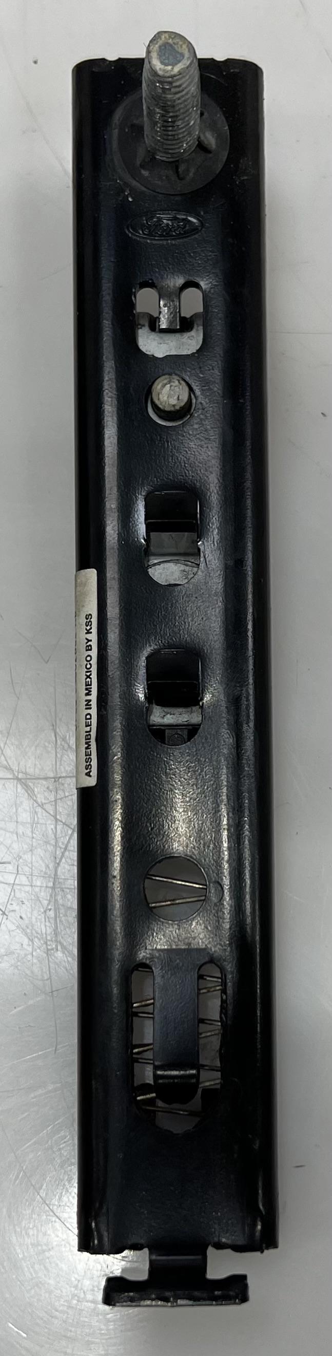 2013 - 2016 Lincoln MKZ Front Seat Belt Height Adjuster OEM DP5354602B82AB
