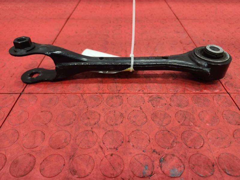 2016 Ford Mustang Lower Control Arm Rr