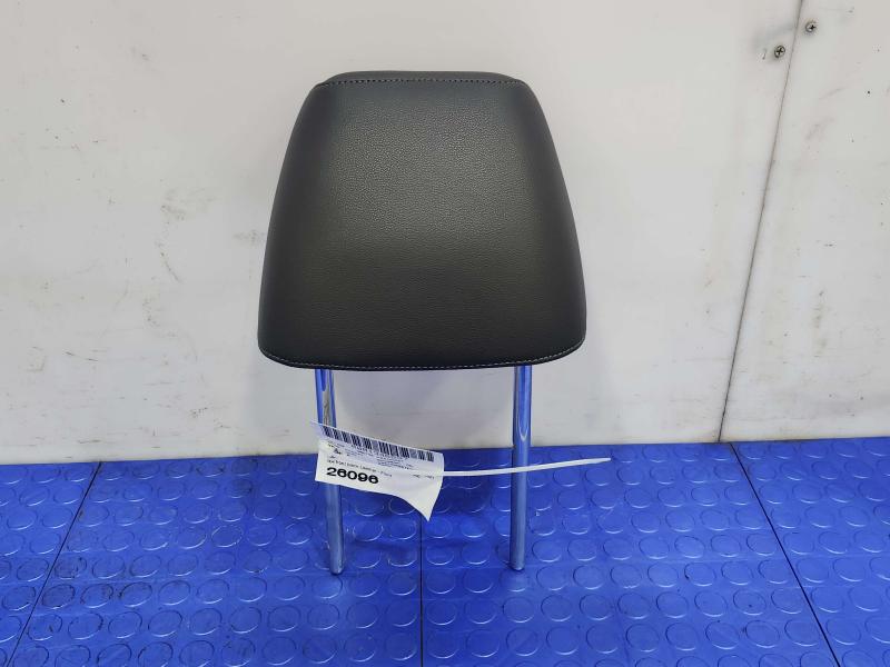 2020 Volkswagen Passat Headrest