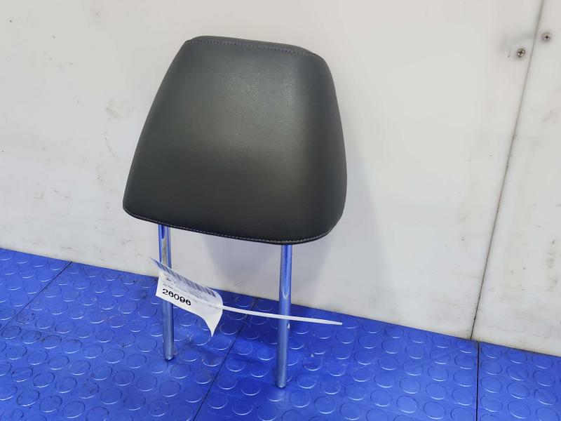 2020 Volkswagen Passat Headrest