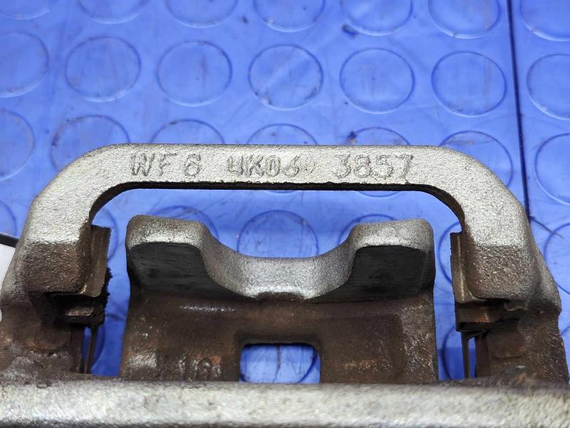 2015 Nissan Leaf Caliper